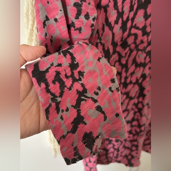 ATM Womens Pink Leopard Camo Watermark Tee Pullover Distressed Long Sleeve Top - Picture 5 of 7